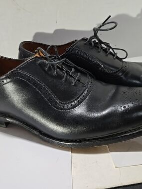 Allen Edmonds Black Leather Wingtip Derbys 9.5